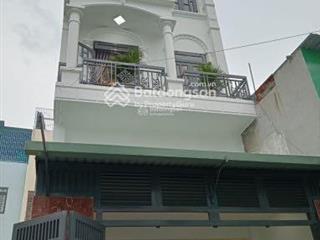 Cô khách bán gấp nhà hxh phạm thế hiển, p6, quận 8, 68.9m2, 3tỷ260tr, sổ riêng, đang cho thuê 15tr