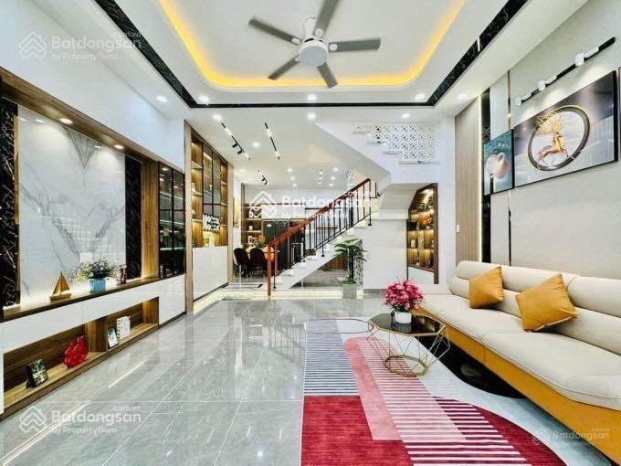 Bán gấp nhà hxh trần tuấn khải  p5  quận 5. dt 68m2, 3tỷ290tr, sổ hồng, đang cho thuê 17 triệu/th