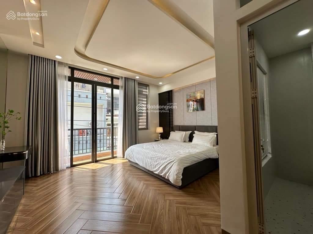 Bán nhà ngộp trương quyền  p6  q3 đang cho thuê 21 tr/th. dt 80m2, 3tỷ780tr nằm sát cv lê văn tám