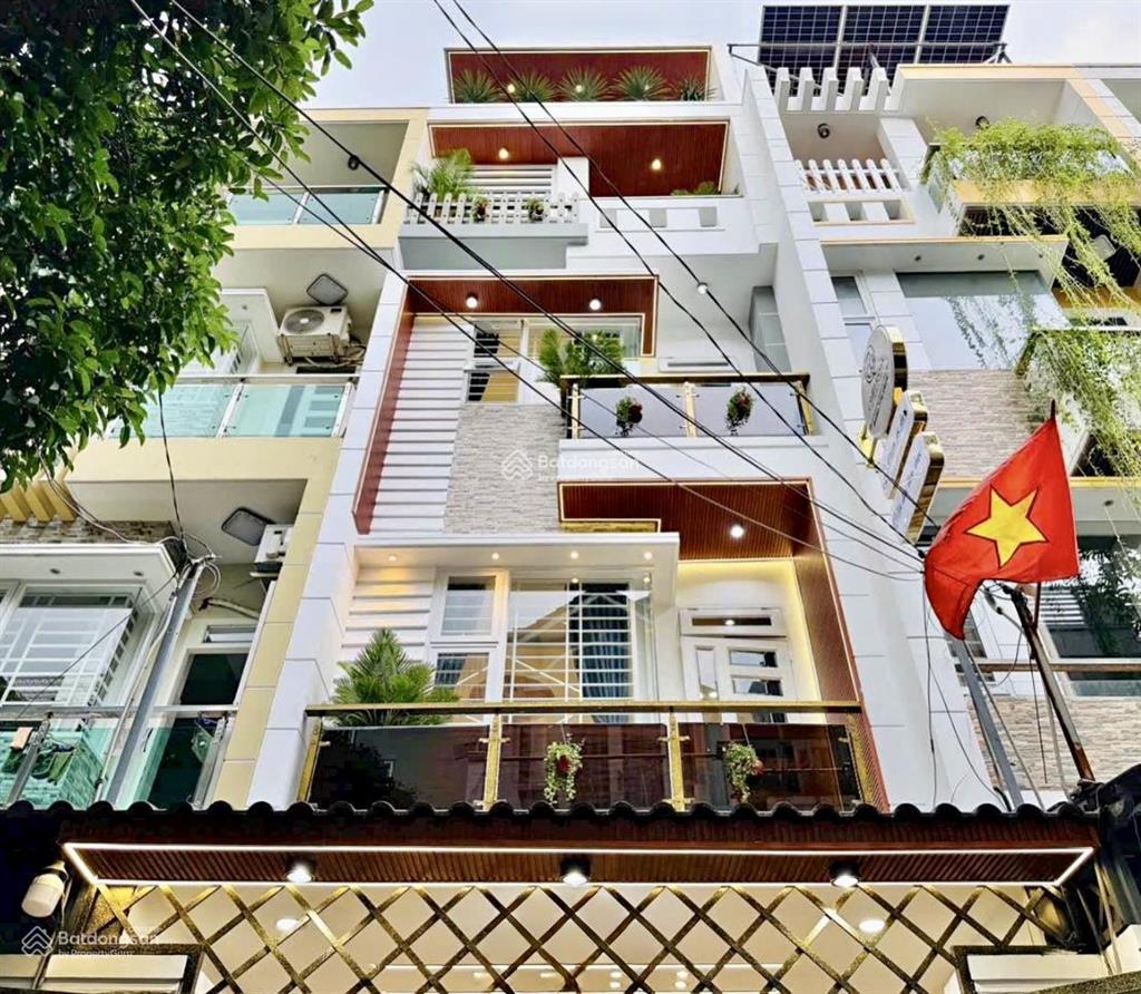 Chỉ 6tỷ250tr sở hữu ngay nhà phố 75m2, đường đề thám, quận 1, sổ hồng chính chủ, đang cho thuê 26tr