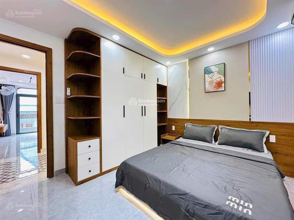 Chủ hạ giá bán gấp căn nhà trần văn đang, p11, quận 3 thông ra bờ kè, 64m2, 3tỷ290tr sổ hồng riêng