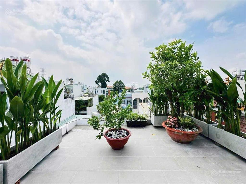 Chủ hạ giá bán gấp căn nhà trần văn đang, p11, quận 3 thông ra bờ kè, 64m2, 3tỷ290tr sổ hồng riêng