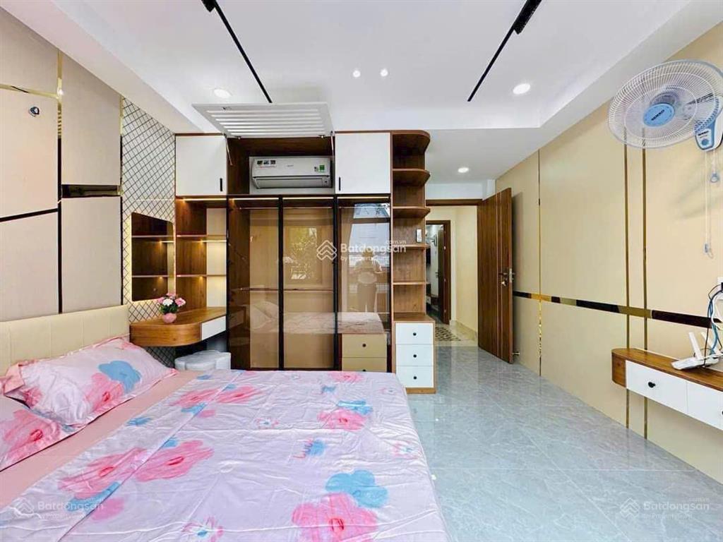 Chủ hạ giá bán gấp căn nhà trần văn đang, p11, quận 3 thông ra bờ kè, 64m2, 3tỷ290tr sổ hồng riêng