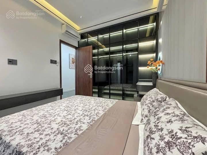 Cần bán gấp nhà cù lao, p2, phú nhuận, gần trung tâm tdtt rạch miễu, 75m2, 3tỷ790tr, sổ hồng riêng