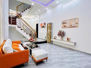 Chủ nhà cần bán gấp căn nhà đ hoa sứ, p7, phú nhuận, 64m2, 3tỷ2, sổ hồng, sẵn hđ thuê 17tr/th