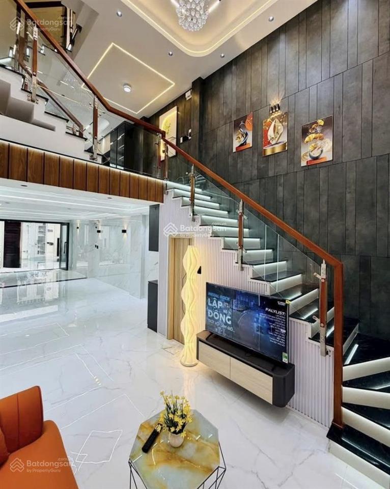 Nhà ngộp chủ bán gấp vĩnh khánh  quận 4. 74.3m2, 3tỷ7, đang cho thuê 23tr/th. gần thcs đoàn văn bơ