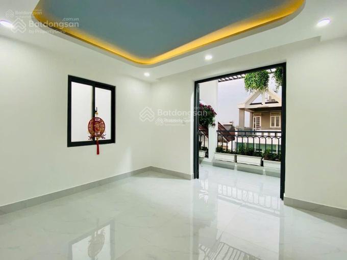 Xoay vốn bán gấp nhà hẻm 7m dương bá trạc, p1, quận 8, đang cho thuê 12tr/th, 68m2, 2tỷ7, sổ riêng