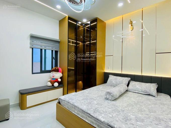 Xoay vốn bán gấp nhà hẻm 7m dương bá trạc, p1, quận 8, đang cho thuê 12tr/th, 68m2, 2tỷ7, sổ riêng
