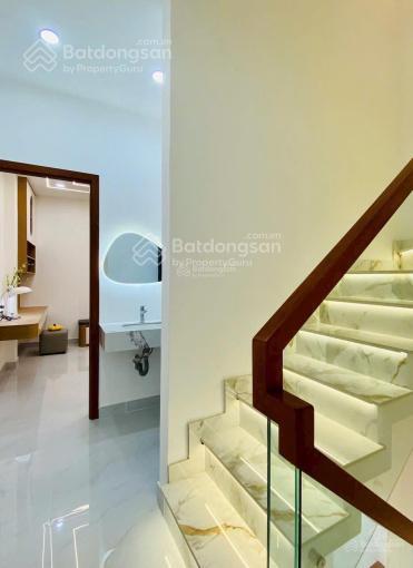 Xoay vốn bán gấp nhà hẻm 7m dương bá trạc, p1, quận 8, đang cho thuê 12tr/th, 68m2, 2tỷ7, sổ riêng
