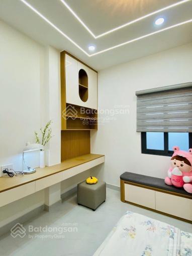 Xoay vốn bán gấp nhà hẻm 7m dương bá trạc, p1, quận 8, đang cho thuê 12tr/th, 68m2, 2tỷ7, sổ riêng