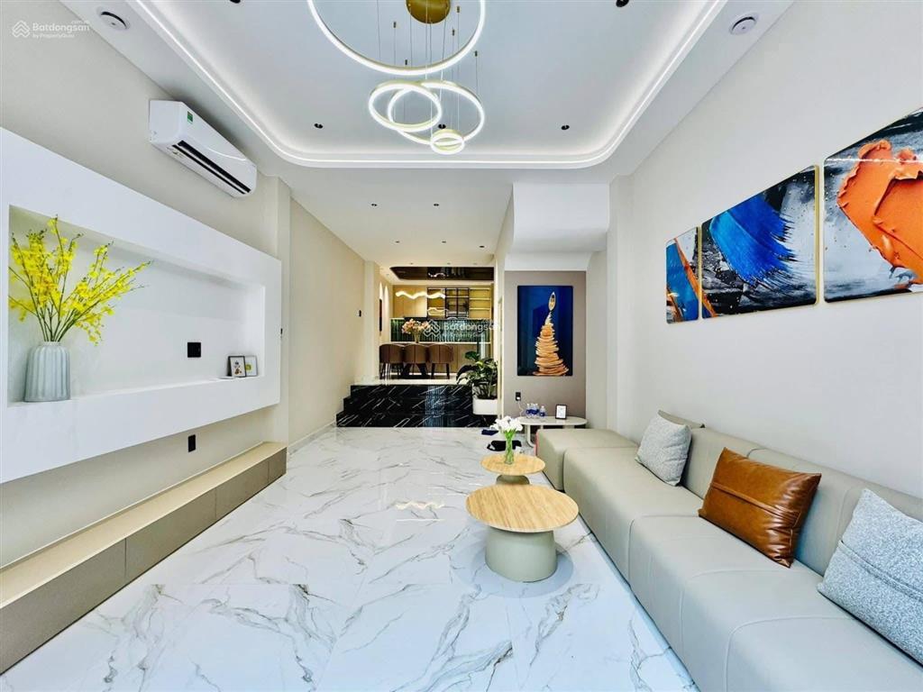 Bán nhà hẻm 6m nguyễn tiểu la, q10. 67.5m2, 3tỷ1, sẵn hđ cho thuê 20tr/th. gần ubnd p. diên hồng