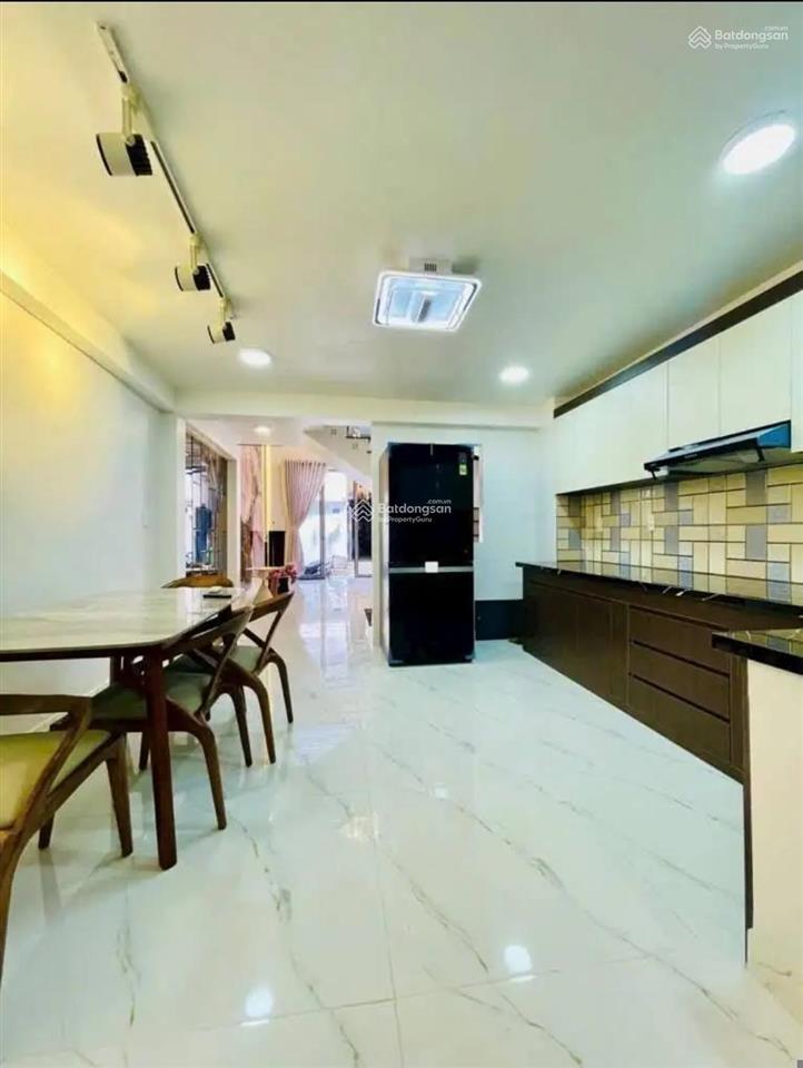 Chủ bán gấp nhà bạch mã, p15, quận 10, gần ubnd phường hòa hưng, 72m2, 3tỷ8, đang cho thuê 18tr/th