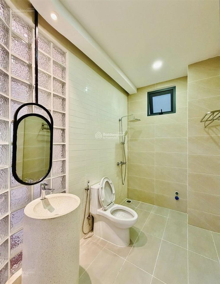 Chủ ngợp bán gấp nhà hẻm 7m nguyễn trãi, quận 1, 70m2, 3tỷ9, sổ hồng riêng, gần trường đh sài gòn