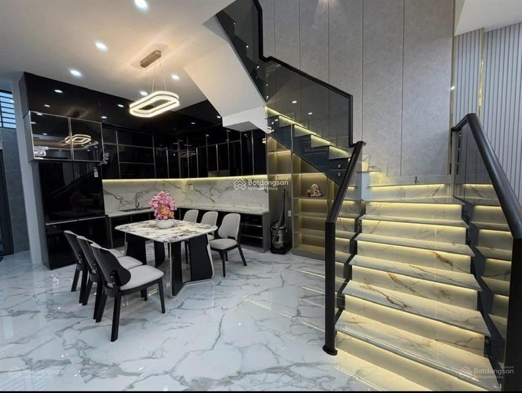 3tỷ150tr sở hữu nhà phố ngay đường nguyễn đình chính, phú nhuận, 66m2, sổ hồng riêng, gần trường