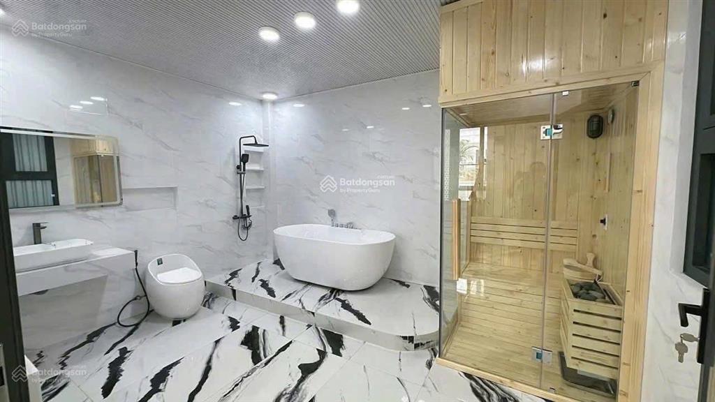 Nhà đường lớn 7,5m ngay đội cung  quận 11. 73.2m2, 3tỷ5, đang cho thuê 23 triệu gần phòng khám nhi