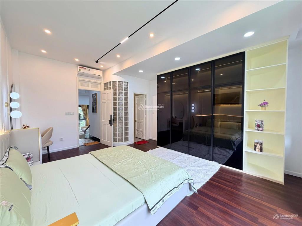 Chủ ngợp bán gấp nhà hẻm 7a thành thái, p14, quận 10, 80m2, đang cho thuê 23tr/th, shr