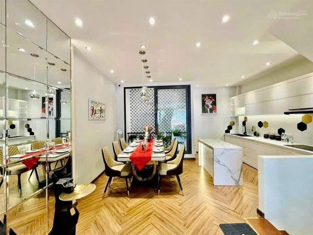 Chính chủ bán gấp căn nhà đường trần hữu trang, p. 11, q. pn, 2 tỷ 780, 80m2, có hđ thuê 18tr/th.