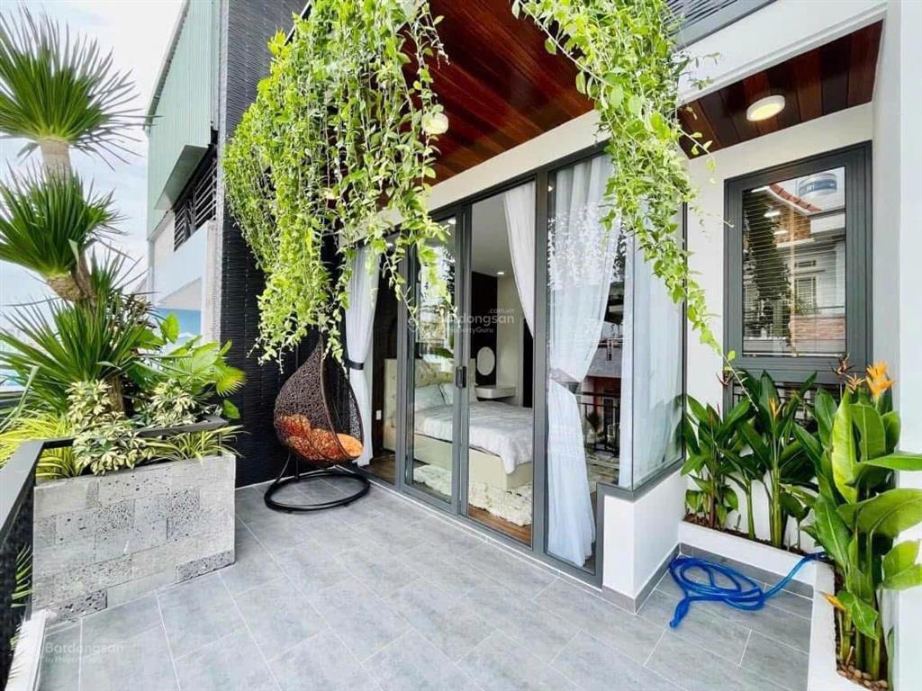 Chính chủ bán gấp căn nhà đường trần hữu trang, p. 11, q. pn, 2 tỷ 780, 80m2, có hđ thuê 18tr/th.