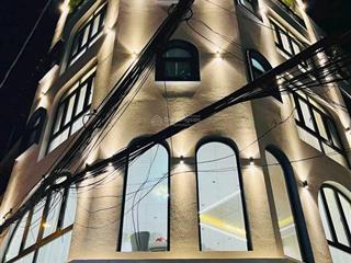 Chính chủ bán nhà 3 tỷ 690, đường nguyễn trọng tuyển, p.8, q. phú nhuận, 88m2, có hđ thuê 32tr/th.