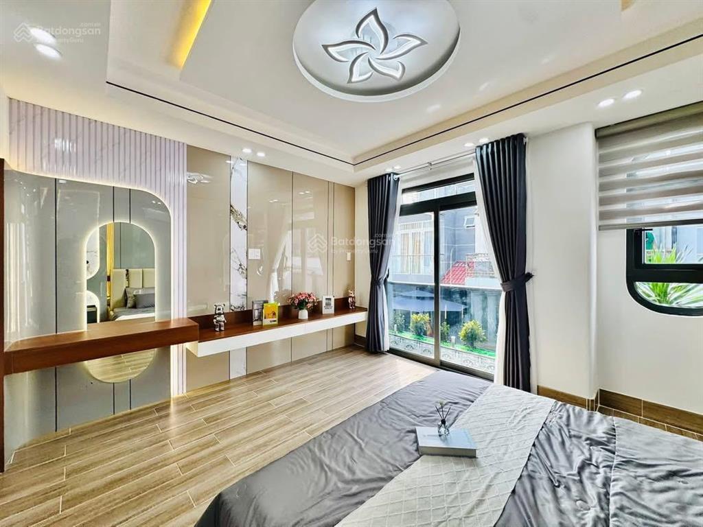 Nhà riêng 3 tầng hòa hưng quận 10 80m2 (5x16) 4pn 4wc hxh 6m giá 3,25 tỷ shr hỗ trợ vay 70%