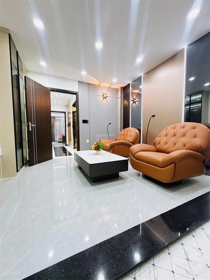 Bán nhà riêng 84m2 cao lỗ p4 q8, 1 trệt 1 lửng 4 lầu 6pn 8wc hđ thuê 23tr/th, shr