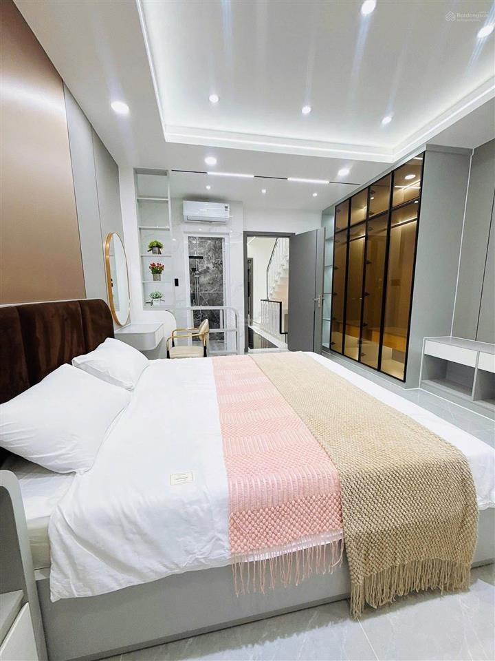 Bán nhà riêng 84m2 cao lỗ p4 q8, 1 trệt 1 lửng 4 lầu 6pn 8wc hđ thuê 23tr/th, shr