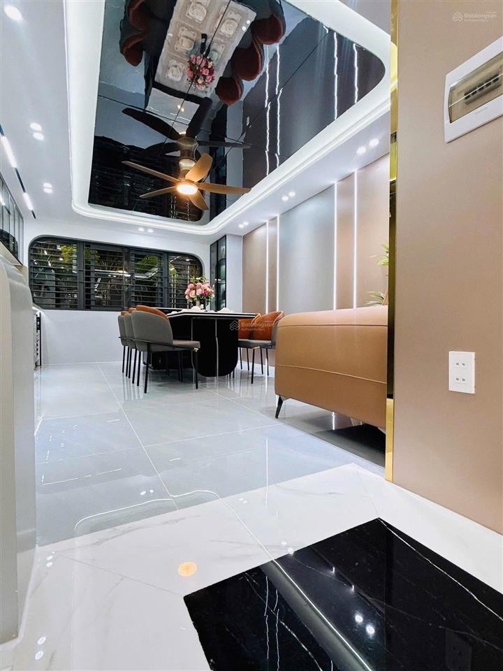 Bán nhà riêng 84m2 cao lỗ p4 q8, 1 trệt 1 lửng 4 lầu 6pn 8wc hđ thuê 23tr/th, shr