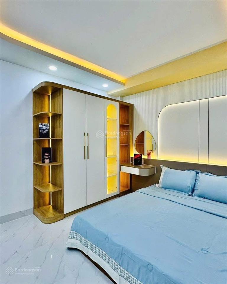 Chủ giảm ngay 400tr chỉ còn 4 tỷ 450 nhà hồ bá kiện, q10 84,78m 3 tầng hẻm 7m hđ thuê 23tr/th. shr