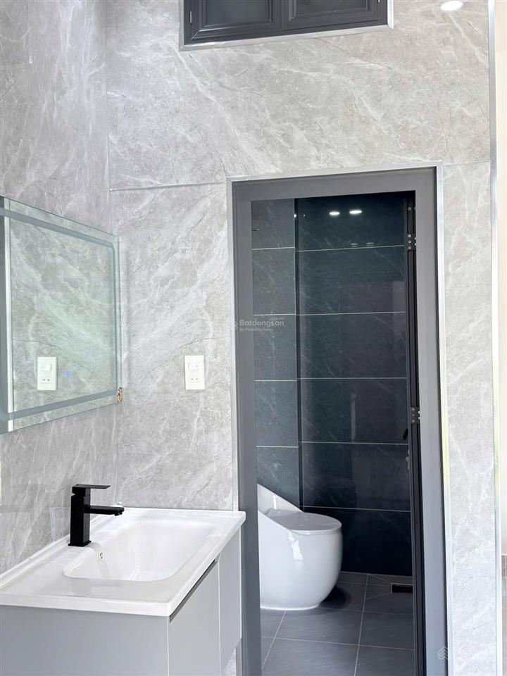 Bán nhà 2 tầng nguyễn thị thanh, hóc môn 4 tỷ 350 92m2 hđ thuê 18tr/tháng sổ hồng riêng