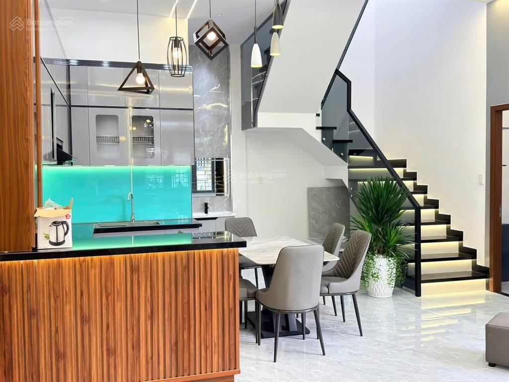 Bán nhà 2 tầng nguyễn thị thanh, hóc môn 4 tỷ 350 92m2 hđ thuê 18tr/tháng sổ hồng riêng