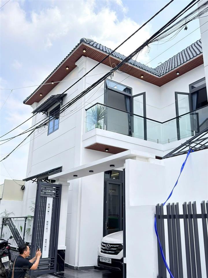 Bán nhà 2 tầng nguyễn thị thanh, hóc môn 4 tỷ 350 92m2 hđ thuê 18tr/tháng sổ hồng riêng