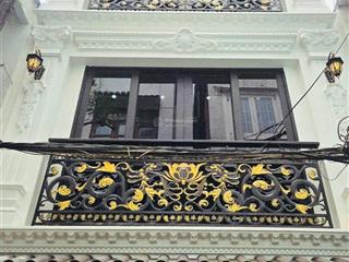 Chủ ngộp cần ra nhanh nhà q7 phan huy thực 82.5m2 thu nhập 18tr/tháng giá chỉ 3 tỷ 890 shr