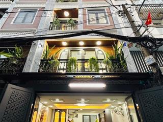 Chủ kẹt vốn bán gấp nhà nguyễn đình chính phú nhuận 5x16 chỉ 3 tỷ 550 thuê 21tr/th shr hxh