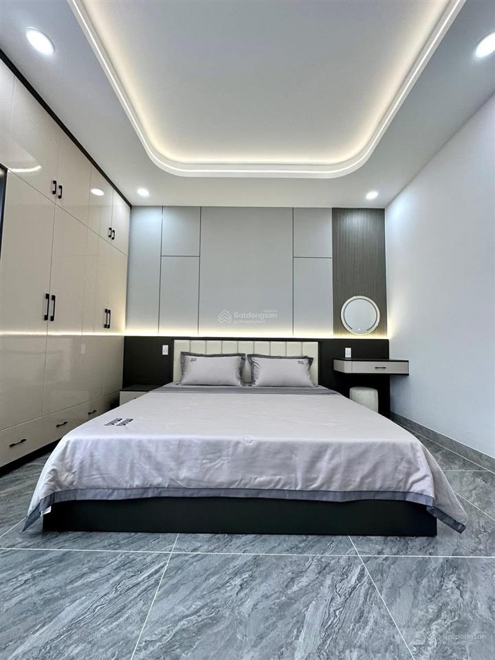 Trung tâm sài gòn nhà nguyễn phi khanh q1 kinh doanh đỉnh giá chỉ 3,89 tỷ hđ thuê 22 tr/th shr