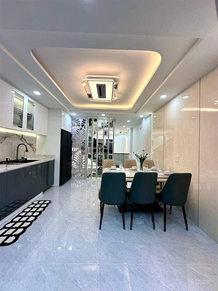 Giữ tiền cực tốt nhà nguyễn huy tưởng p. 6 bình thạnh full nội thất hđ thuê 18tr/th