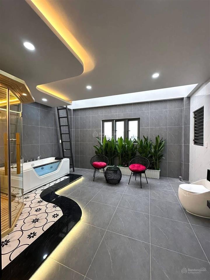 Giữ tiền cực tốt nhà nguyễn huy tưởng p. 6 bình thạnh full nội thất hđ thuê 18tr/th