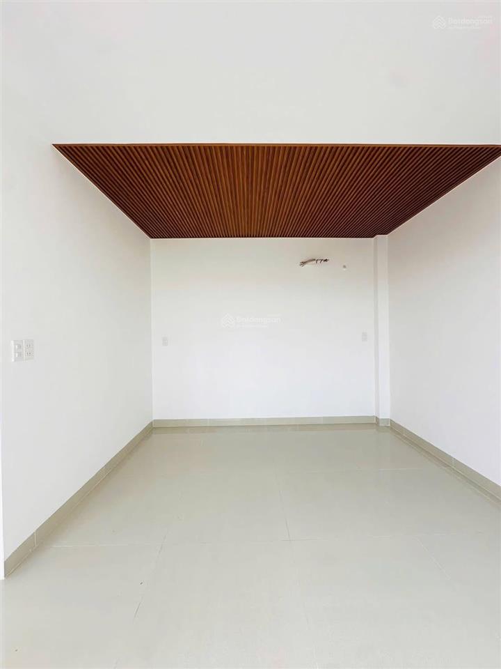 Nhà ngay mặt tiền hồ biểu chánh phú nhuận 88m2 hđ thuê 28tr/tháng giữ tiền cực đỉnh shr
