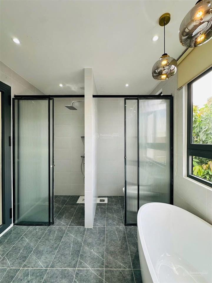 Nhà ngay mặt tiền hồ biểu chánh phú nhuận 88m2 hđ thuê 28tr/tháng giữ tiền cực đỉnh shr