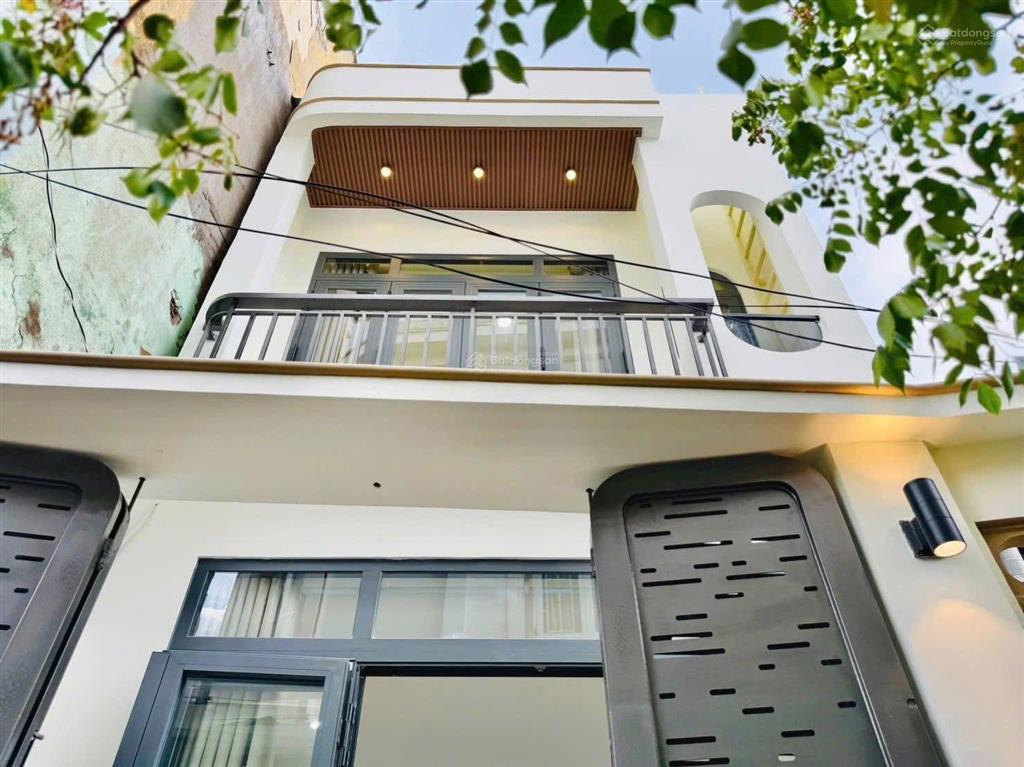 Nhà đẹp hoàng diệu p.9 (khánh hội )q. 4 chỉ 1 tỷ 770 dòng tiền 10tr/th sổ hồng riêng hoàn công hxh