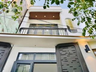 Nhà đẹp hoàng diệu p.9 (khánh hội )q. 4 chỉ 1 tỷ 770 dòng tiền 10tr/th sổ hồng riêng hoàn công hxh
