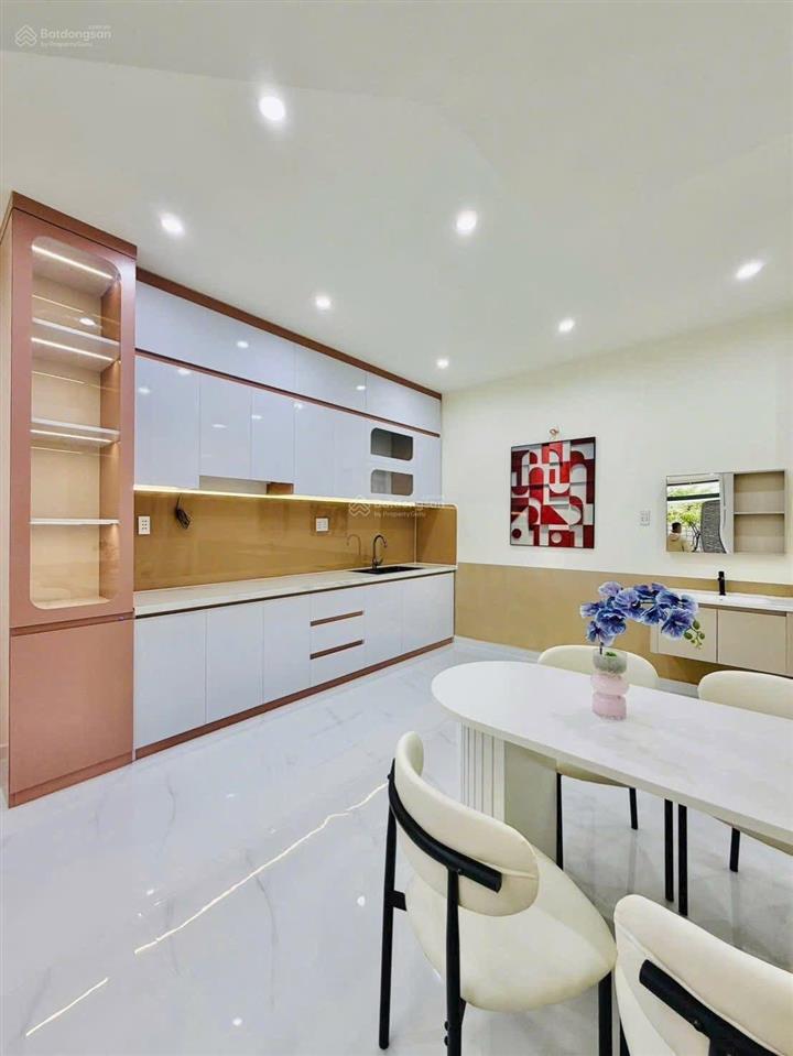 Nhà đẹp hoàng diệu p.9 (khánh hội )q. 4 chỉ 1 tỷ 770 dòng tiền 10tr/th sổ hồng riêng hoàn công hxh