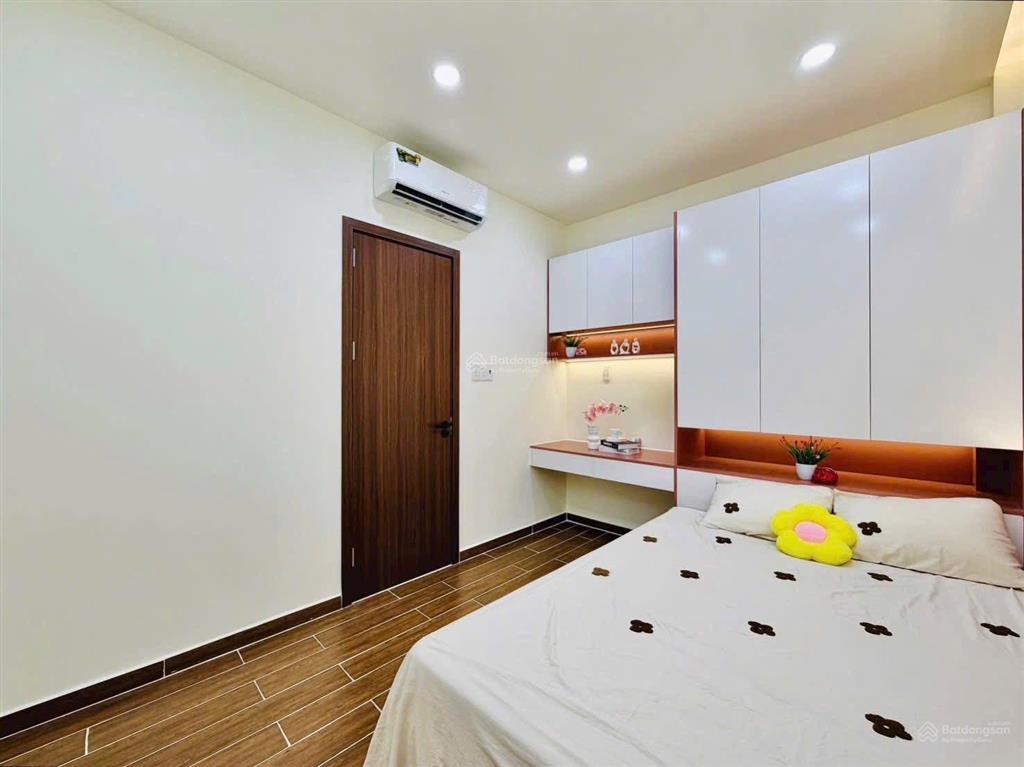 Nhà đẹp hoàng diệu p.9 (khánh hội )q. 4 chỉ 1 tỷ 770 dòng tiền 10tr/th sổ hồng riêng hoàn công hxh
