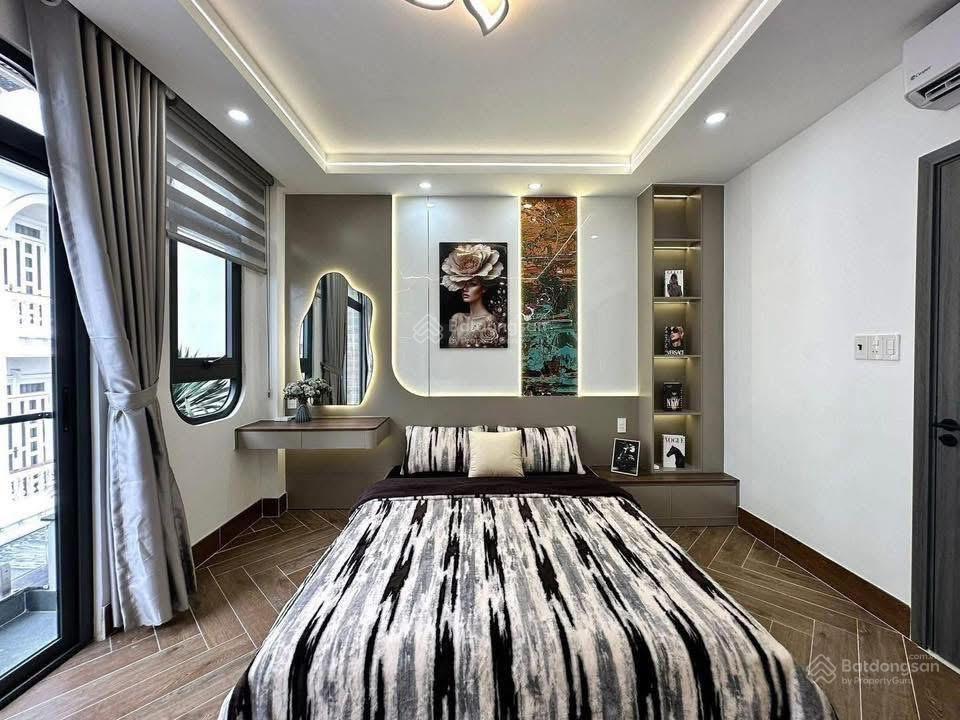 Nhà đẹp ngay nguyễn trãi q5 81m2( 5 x 16,2 ) 4pn 4ưc thuê 21tr/tháng chỉ 3 tỷ 670 shr hxh