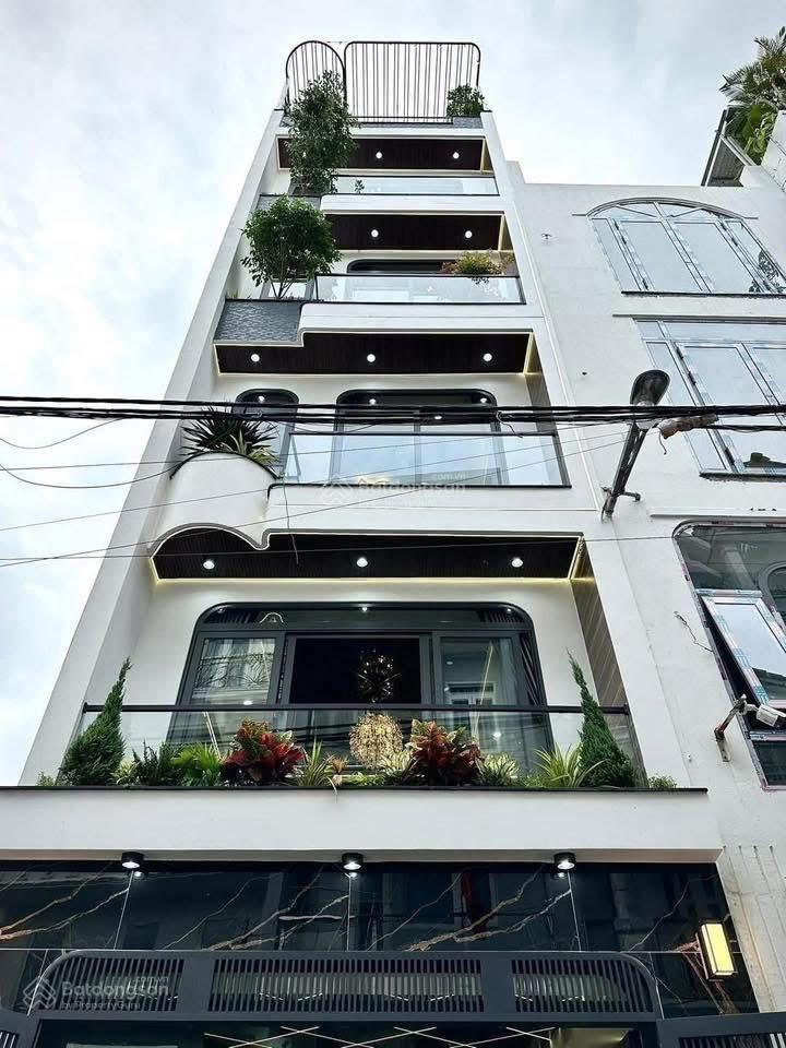 Nhà đẹp ngay nguyễn trãi q5 81m2( 5 x 16,2 ) 4pn 4ưc thuê 21tr/tháng chỉ 3 tỷ 670 shr hxh