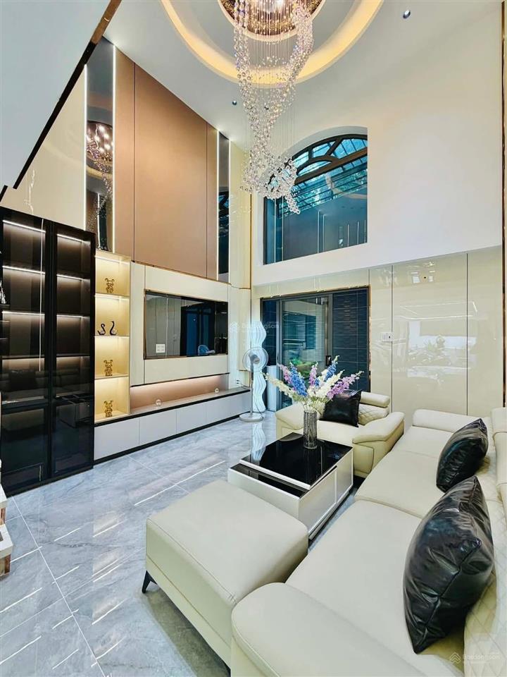 Chính chủ ký gửi bán ngộp nhà linh chiểu thủ đức 2 tỷ 850 86m2 có dòng tiền 17tr/th shr đường 7m