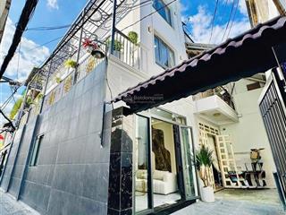 Cần tiền bán gấp nhà nguyễn thị thập, tân phong, quận 7. giá3,4 tỷ. dt65m2. 3tầng. sổ hồng riêng