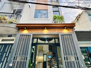 Tết sát đít rồi cần bán gấp nhà cao thắng, p12, q10. giá5,1 tỷ. dt65m2. 4tầng. 3pn. sổ hồng riêng