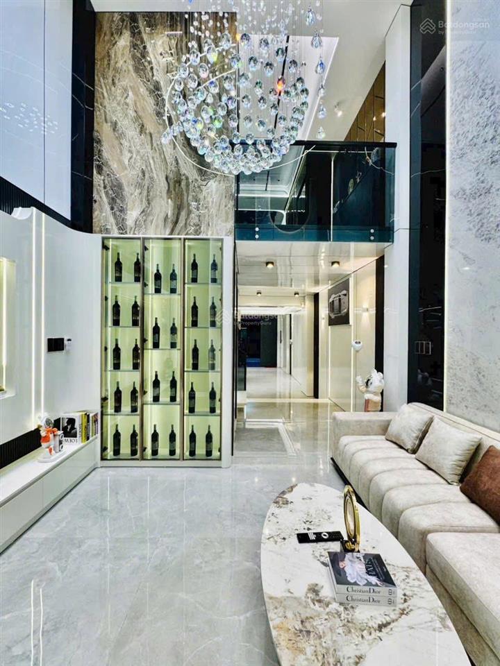 Nhà hẻm lê quý đôn, (quận 3 cũ). giá 6,75 tỷ. dt 75m2. 1 trệt 4 lầu. 4pn 5wc, sổ hồng riêng