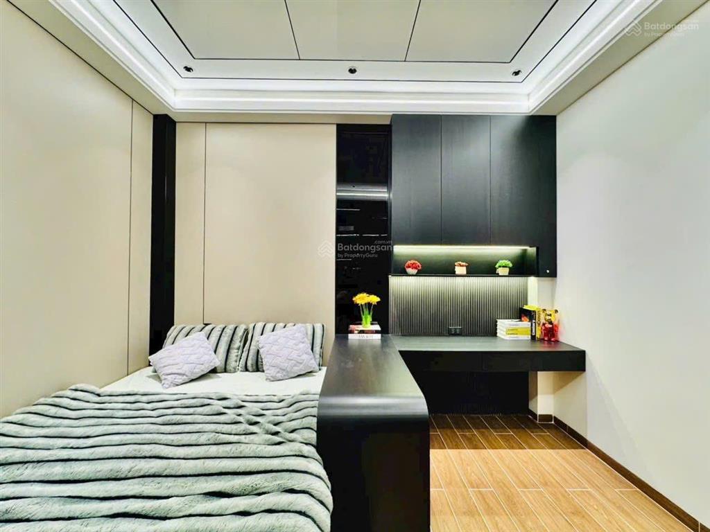 Nhà hẻm lê quý đôn, (quận 3 cũ). giá 6,75 tỷ. dt 75m2. 1 trệt 4 lầu. 4pn 5wc, sổ hồng riêng