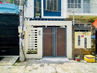 Nhà hẻm trần quang diệu p.14 phú nhuận. giá 2,9 tỷ. dt 54m2. 2tầng. 3pn 3wc. sổ hồng riêng